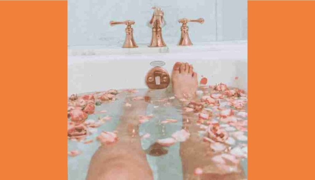 Himalayan salt foot soak
